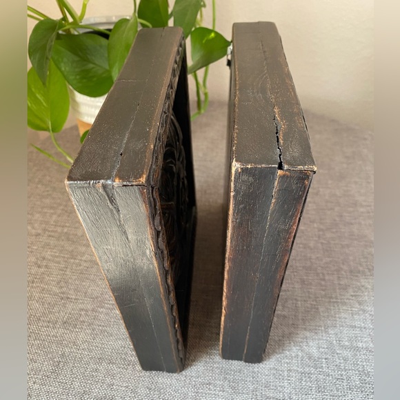 Old World ~ Wood Carved Wall Decor ~ Rosette - Picture 4 of 8